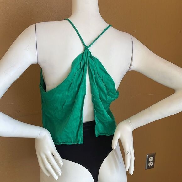 Zara Cropped flowy green satin tank top with open back - Picture 6 of 10